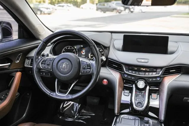 Acura TLX photo 26