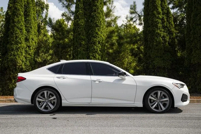 Acura TLX photo 12