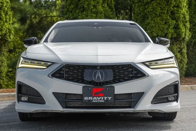 Acura TLX photo 18