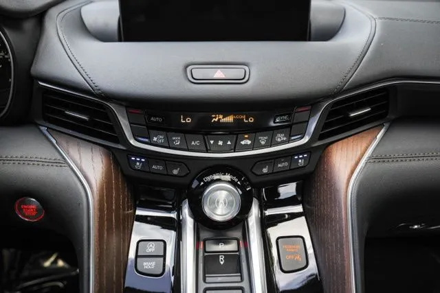 Acura TLX photo 31