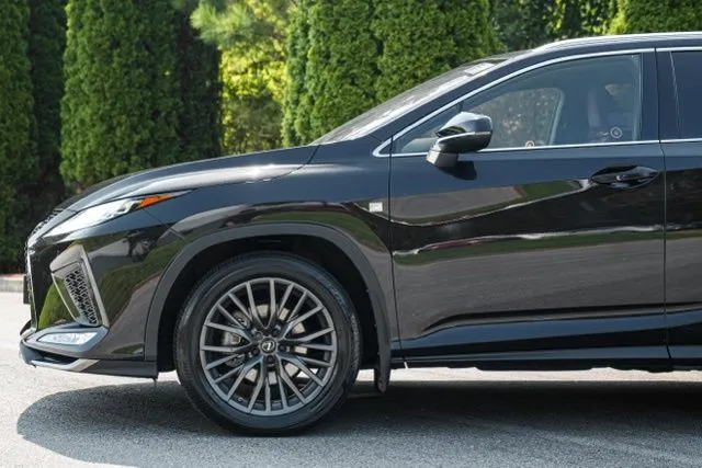 Lexus RX photo 10
