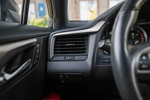 Lexus RX photo 28