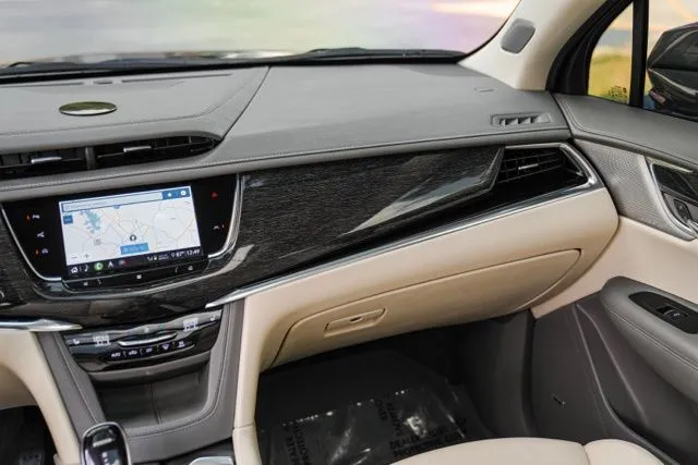 Cadillac XT6 photo 28