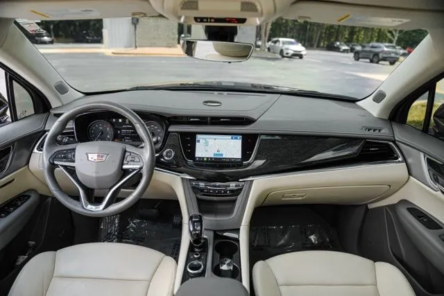 Cadillac XT6 photo 25