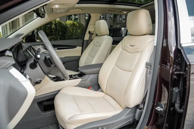Cadillac XT6 photo 40