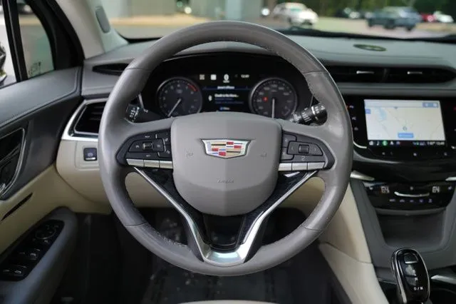 Cadillac XT6 photo 30