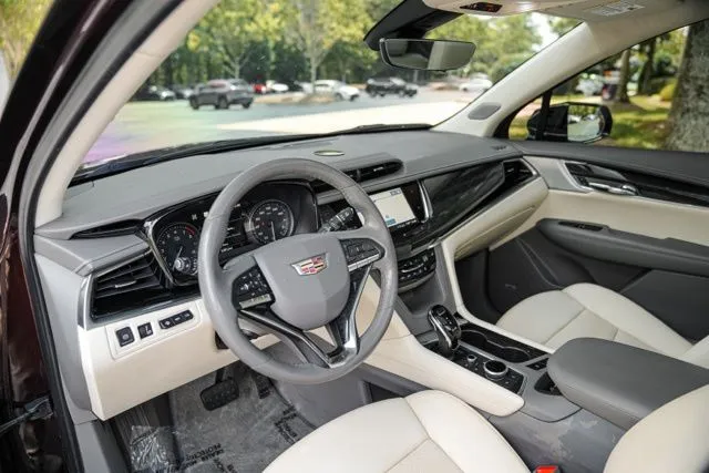 Cadillac XT6 photo 24