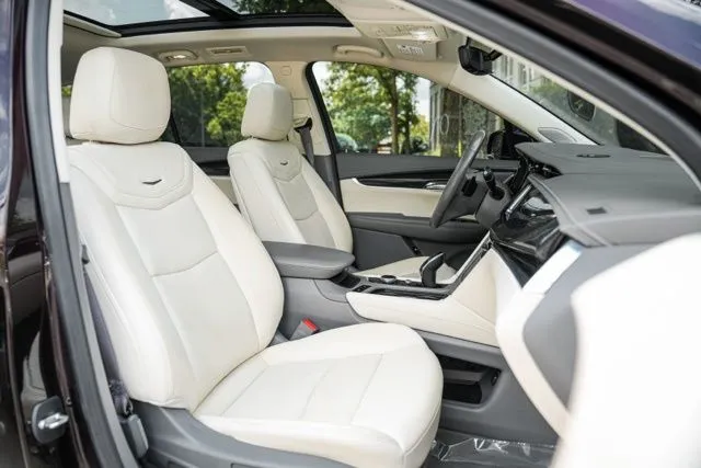 Cadillac XT6 photo 41