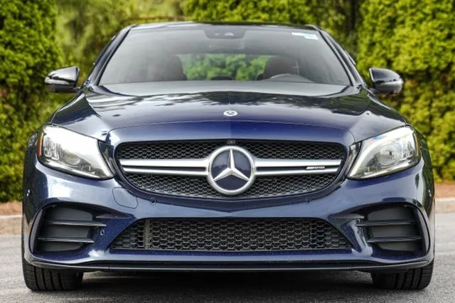 Mercedes-Benz C-Class photo 19