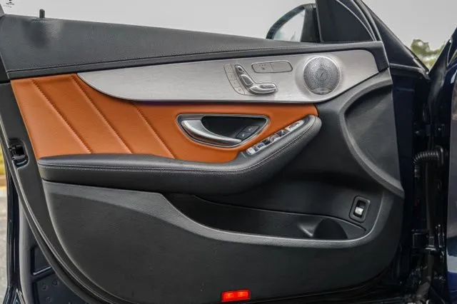 Mercedes-Benz C-Class photo 44