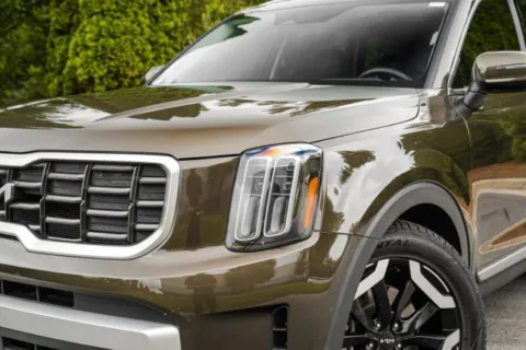 More photos of 2024 Kia Telluride S at Gravity Autos Duluth, GA