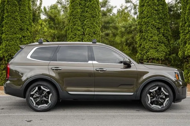 Kia Telluride photo 12