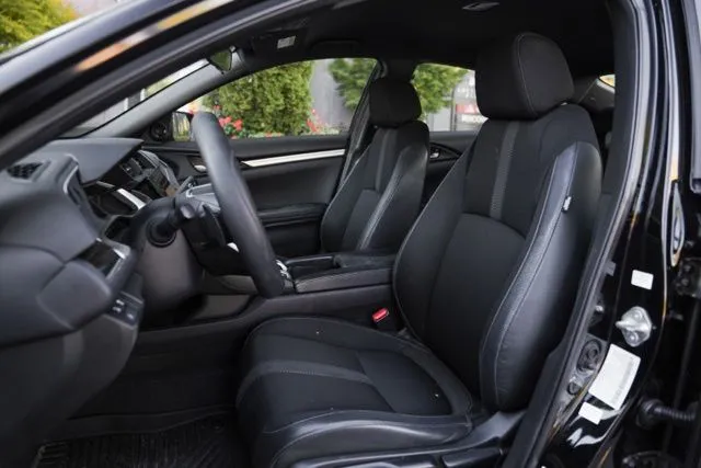 Honda Civic photo 32