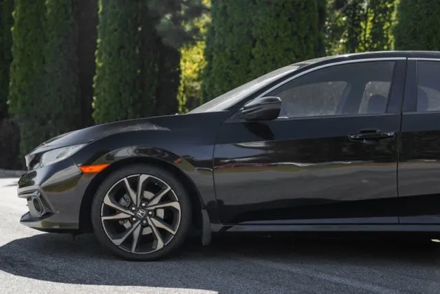 Honda Civic photo 6