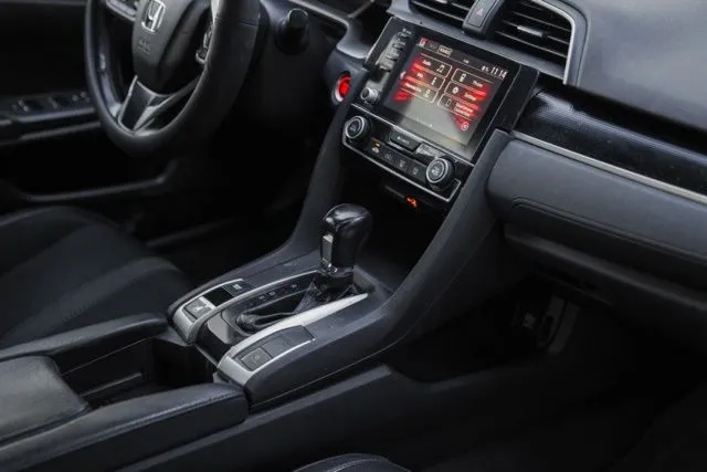 Honda Civic photo 31
