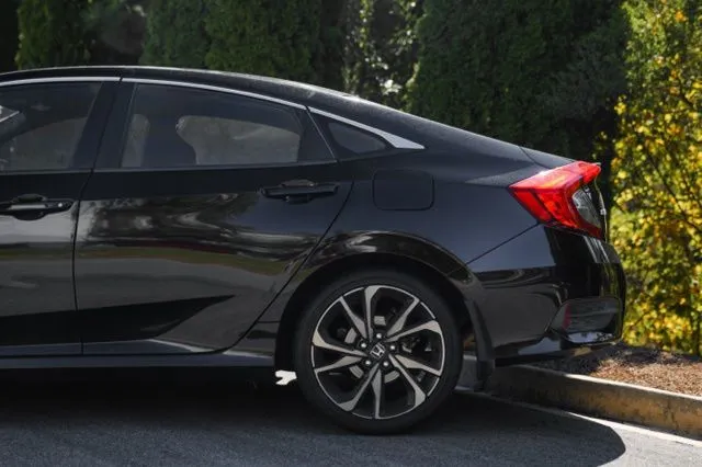 Honda Civic photo 7