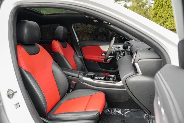 Mercedes-Benz AMG A 35 photo 37