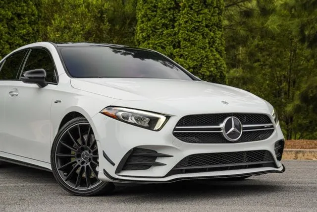 Mercedes-Benz AMG A 35 photo 6