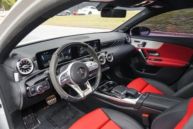 Mercedes-Benz AMG A 35 photo 22