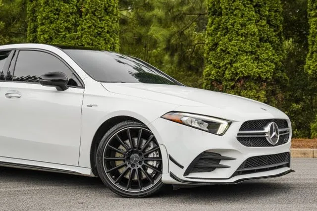 Mercedes-Benz AMG A 35 photo 7
