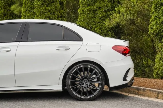 Mercedes-Benz AMG A 35 photo 11