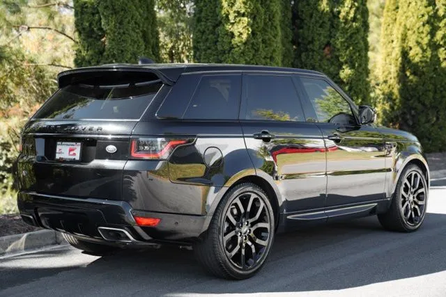 Land Rover Range Rover Sport photo 11