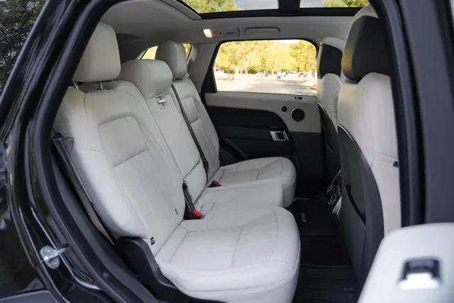 Land Rover Range Rover Sport photo 42