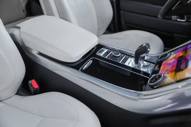 Land Rover Range Rover Sport photo 35