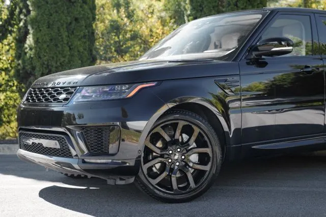 Land Rover Range Rover Sport photo 3