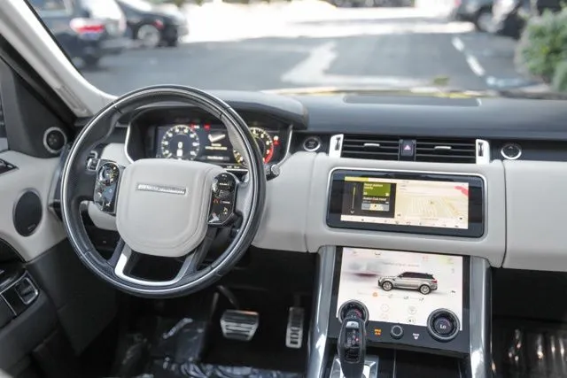 Land Rover Range Rover Sport photo 23