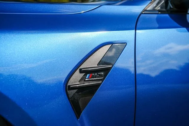 BMW M3 photo 19