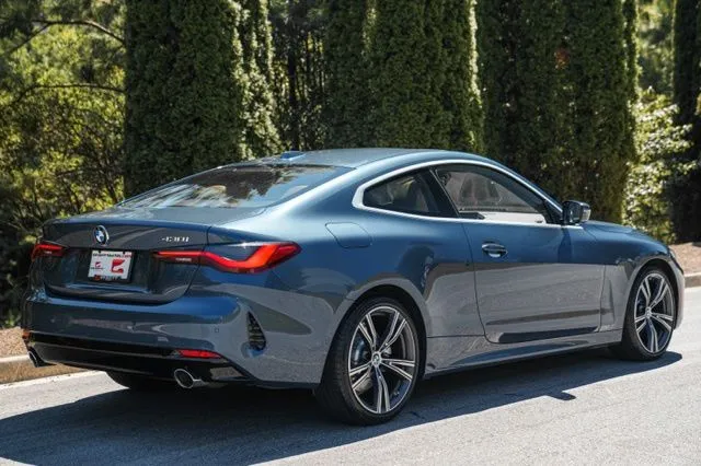 BMW 4 Series photo 17