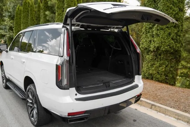 Cadillac Escalade photo 20