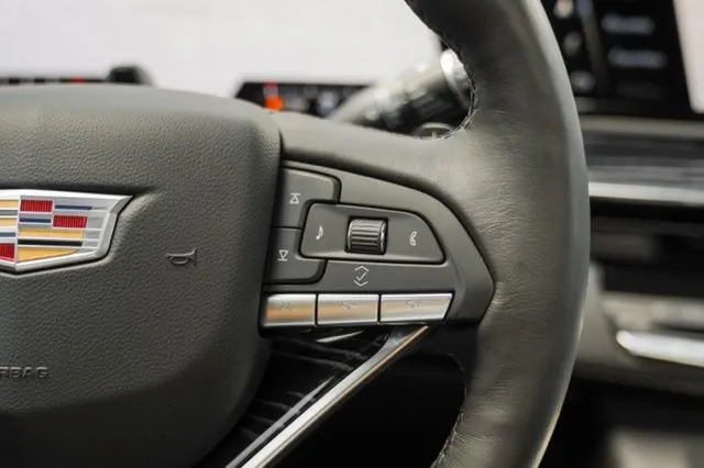 Cadillac Escalade photo 31