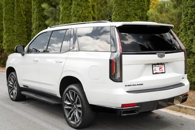 Cadillac Escalade photo 12