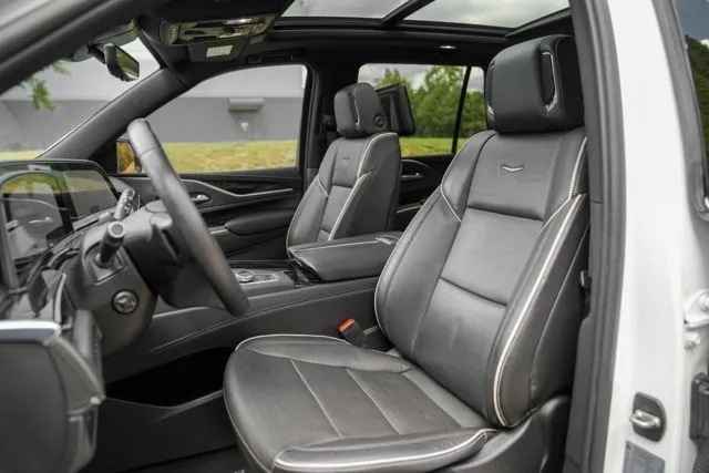 Cadillac Escalade photo 40
