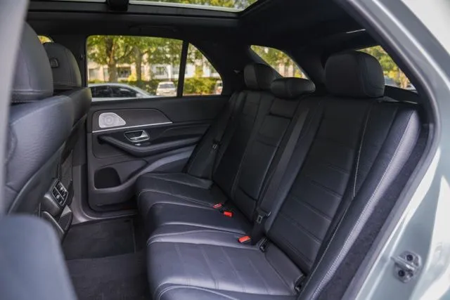 Mercedes-Benz GLE photo 40