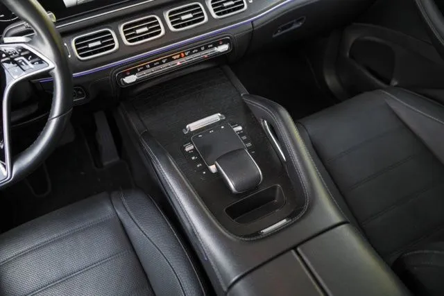 Mercedes-Benz GLE photo 35