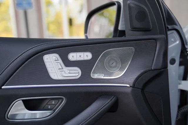 Mercedes-Benz GLE photo 43