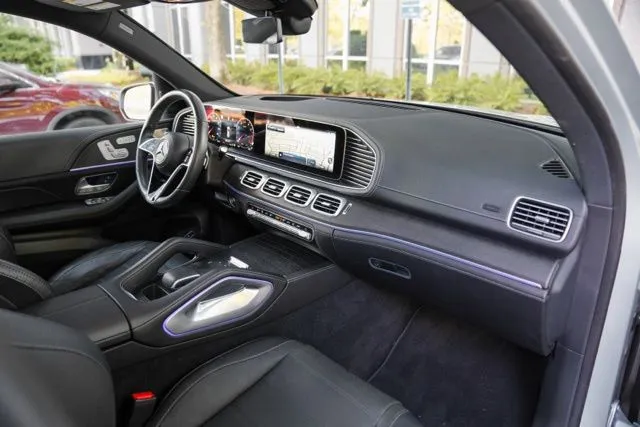 Mercedes-Benz GLE photo 26