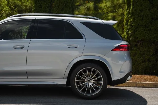 Mercedes-Benz GLE photo 11