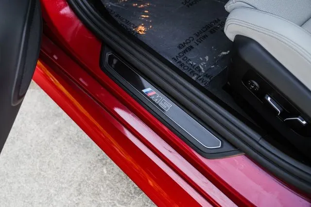 BMW M5 photo 25