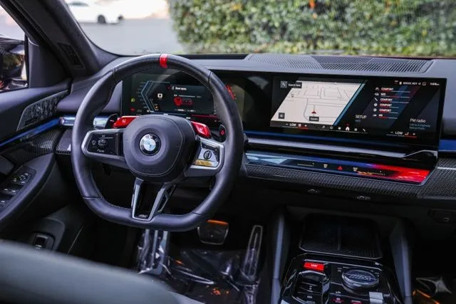 BMW M5 photo 30