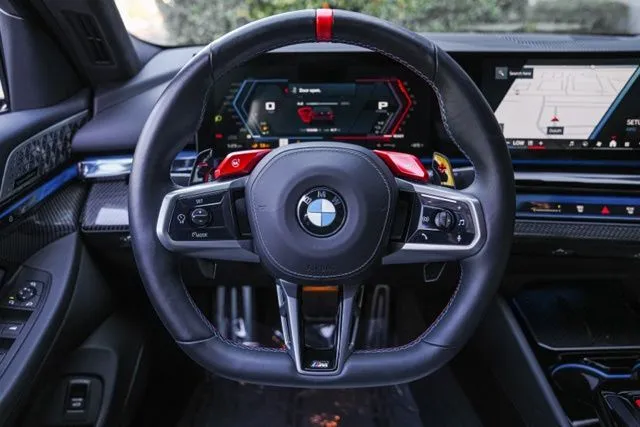 BMW M5 photo 32