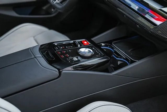 BMW M5 photo 44