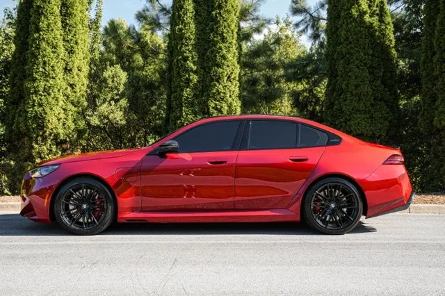 BMW M5 photo 9