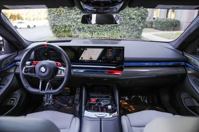 BMW M5 photo 27