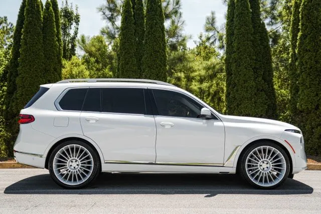 BMW X7 photo 12