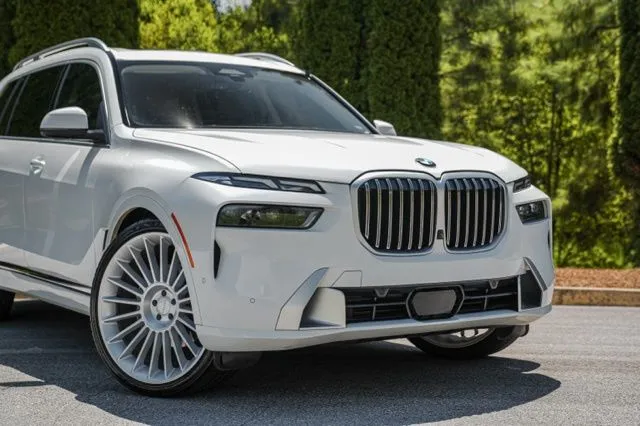 BMW X7 photo 6