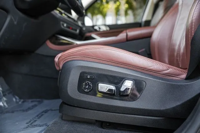 BMW X7 photo 42